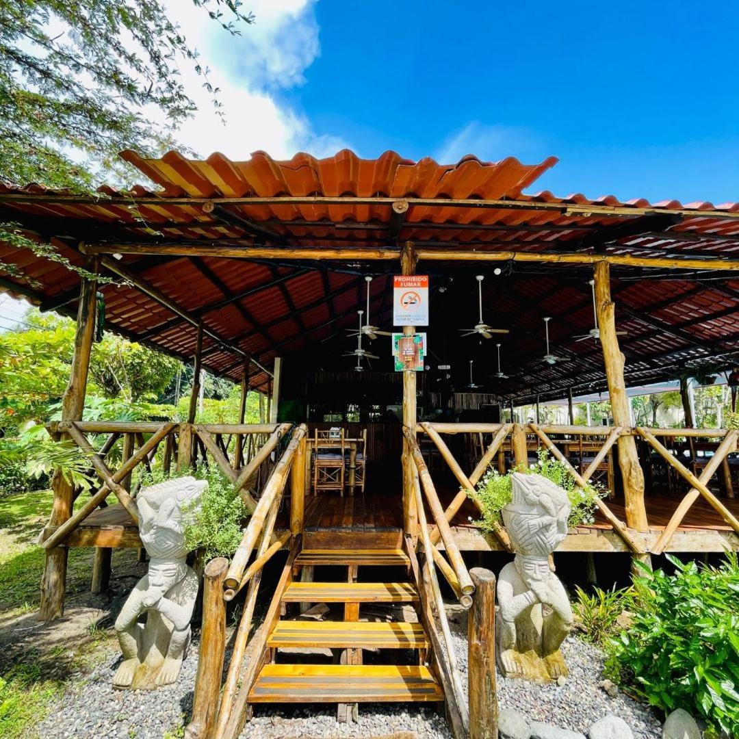 Hotel Cocomar Parrita Exteriér fotografie